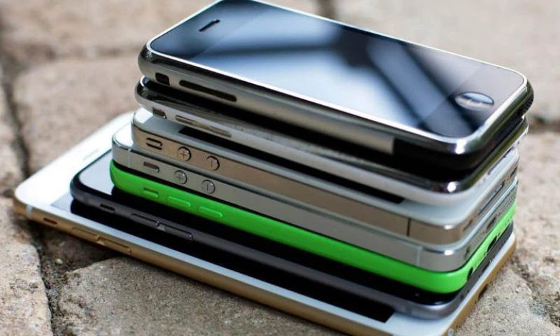 What iPhone to buy in 2023