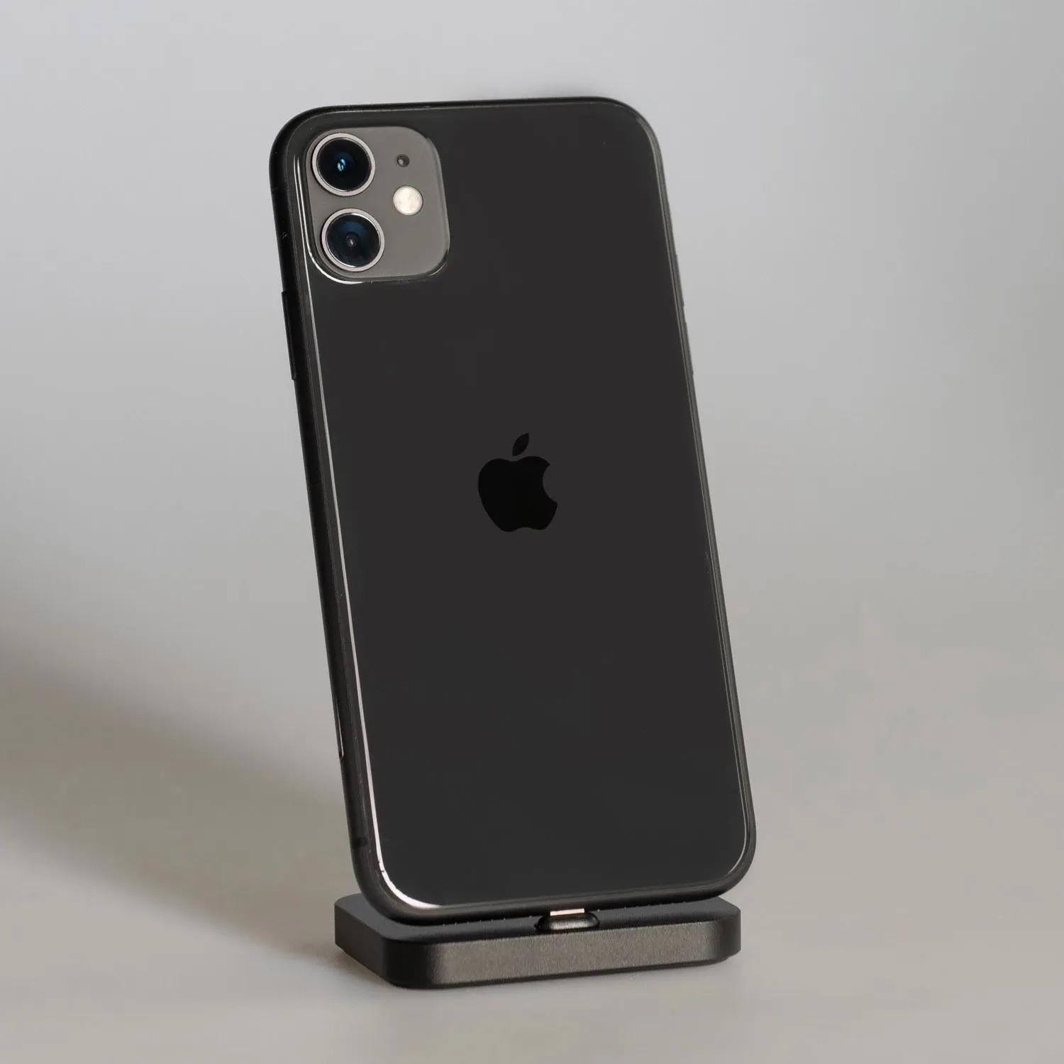Смартфон Apple iPhone 11 64GB Black (MWLT2) Б/У 1