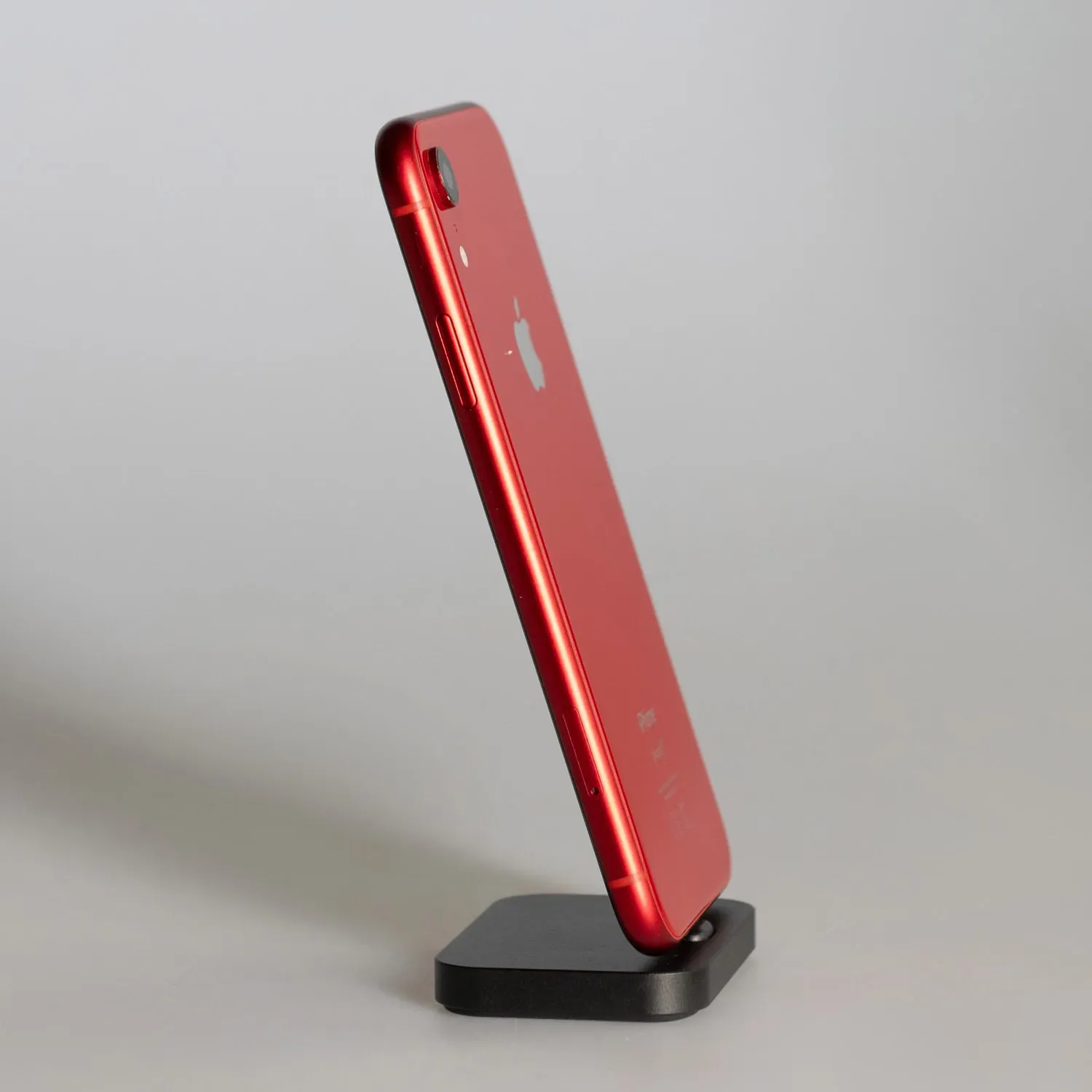 Смартфон Apple iPhone XR 64GB Product Red (MRY62) Витринный вариант 3