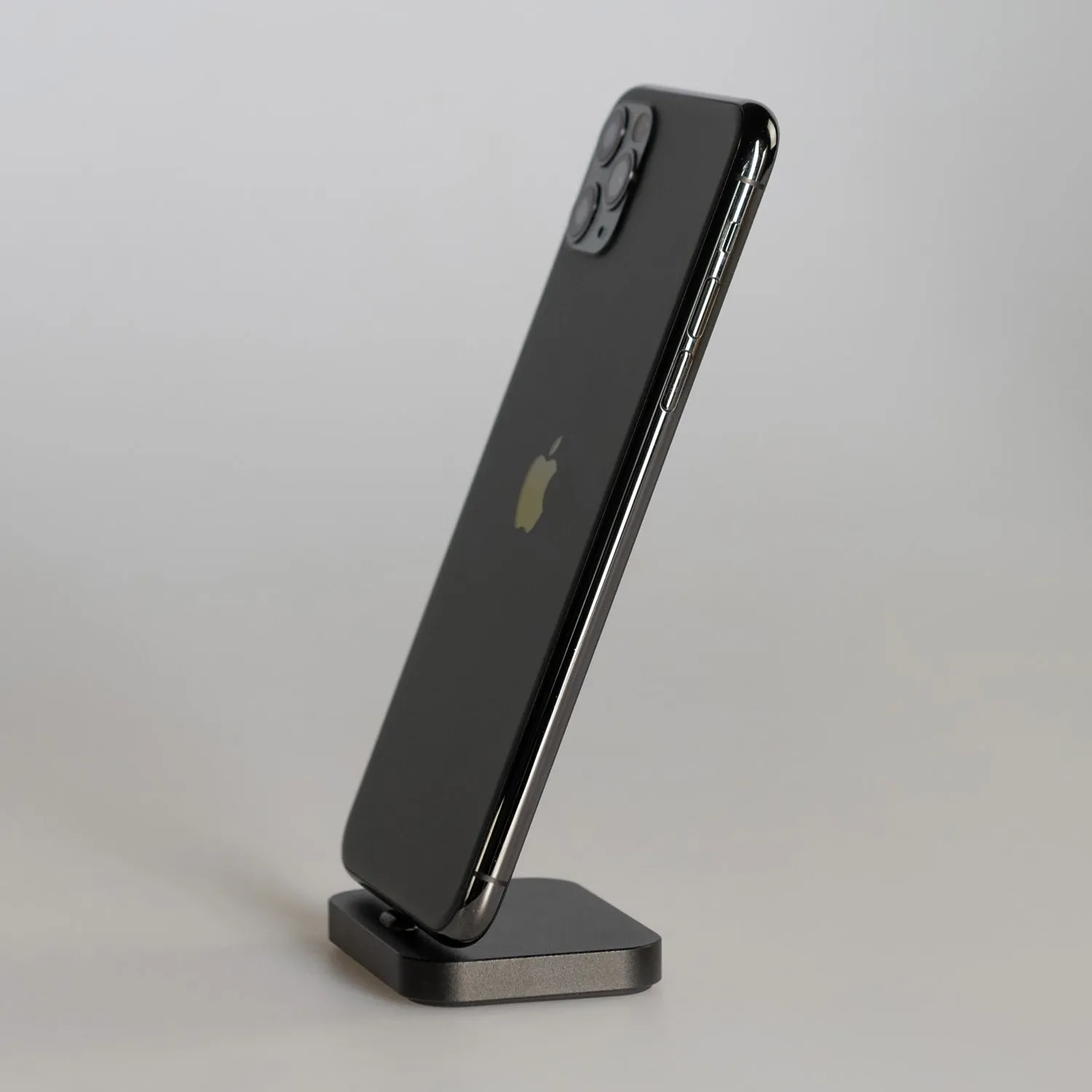Смартфон Apple iPhone 11 Pro Max 64GB Space Gray (MWHD2) Вітринний варіант 3