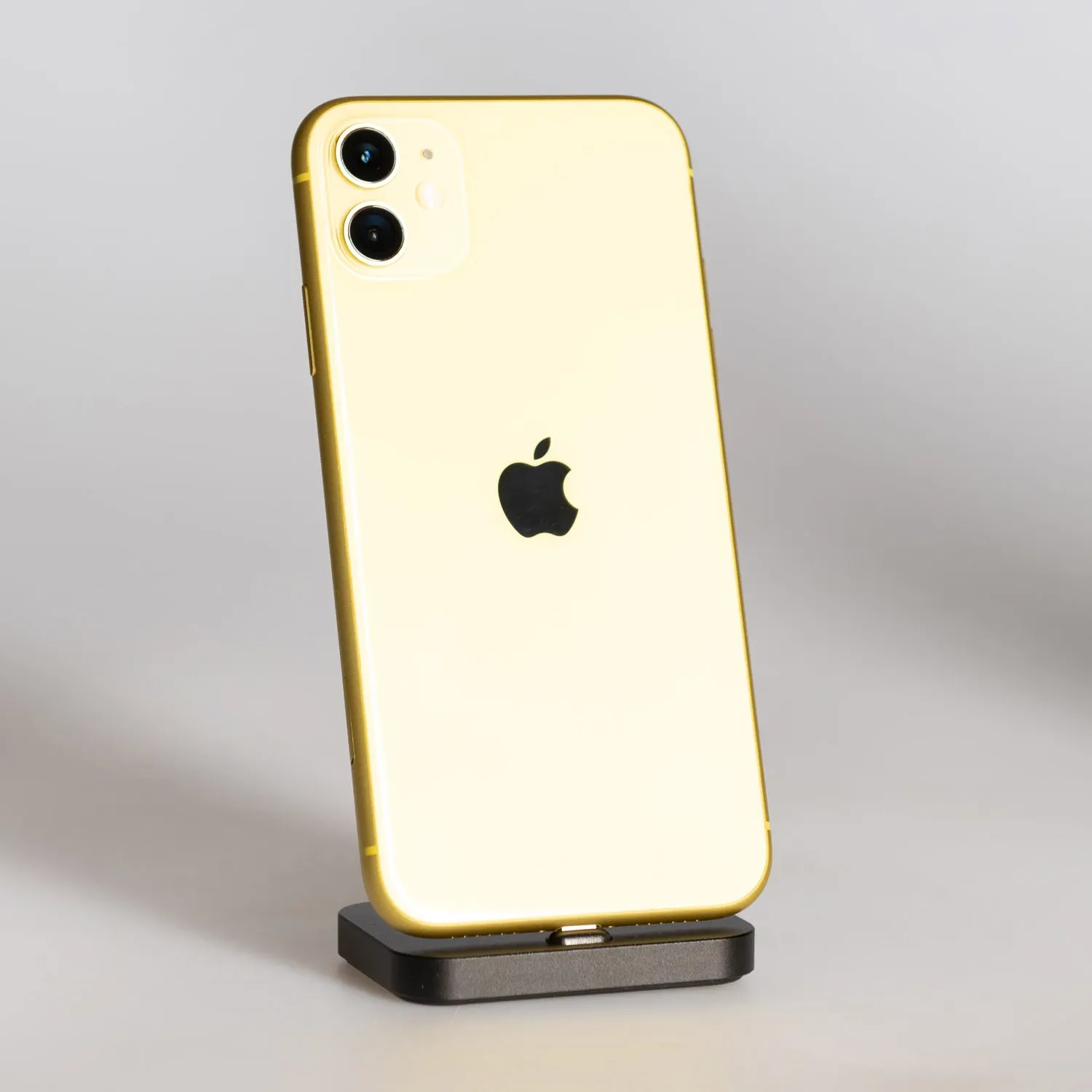 Смартфон Apple iPhone 11 128GB Yellow (MWLH2) Вітринний варіант 1